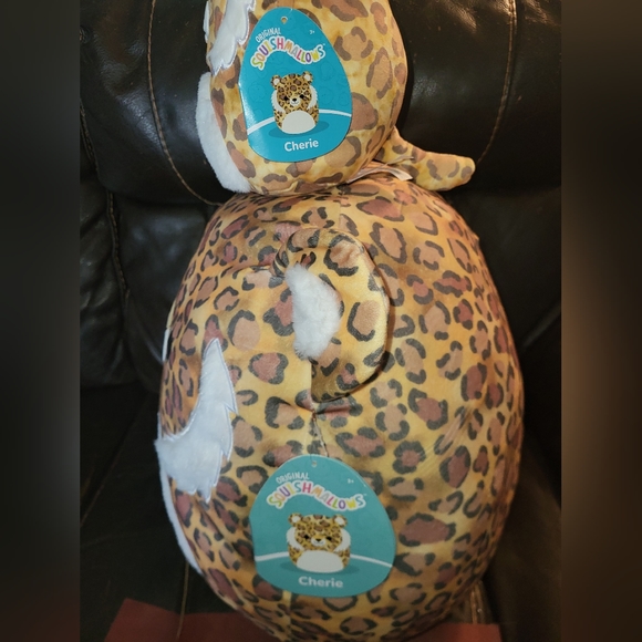 Squishmallows Cherie The Saber Tooth Tiger. LOT OF 2 16" & 8". Brand New W/ Tags - Picture 2 of 7